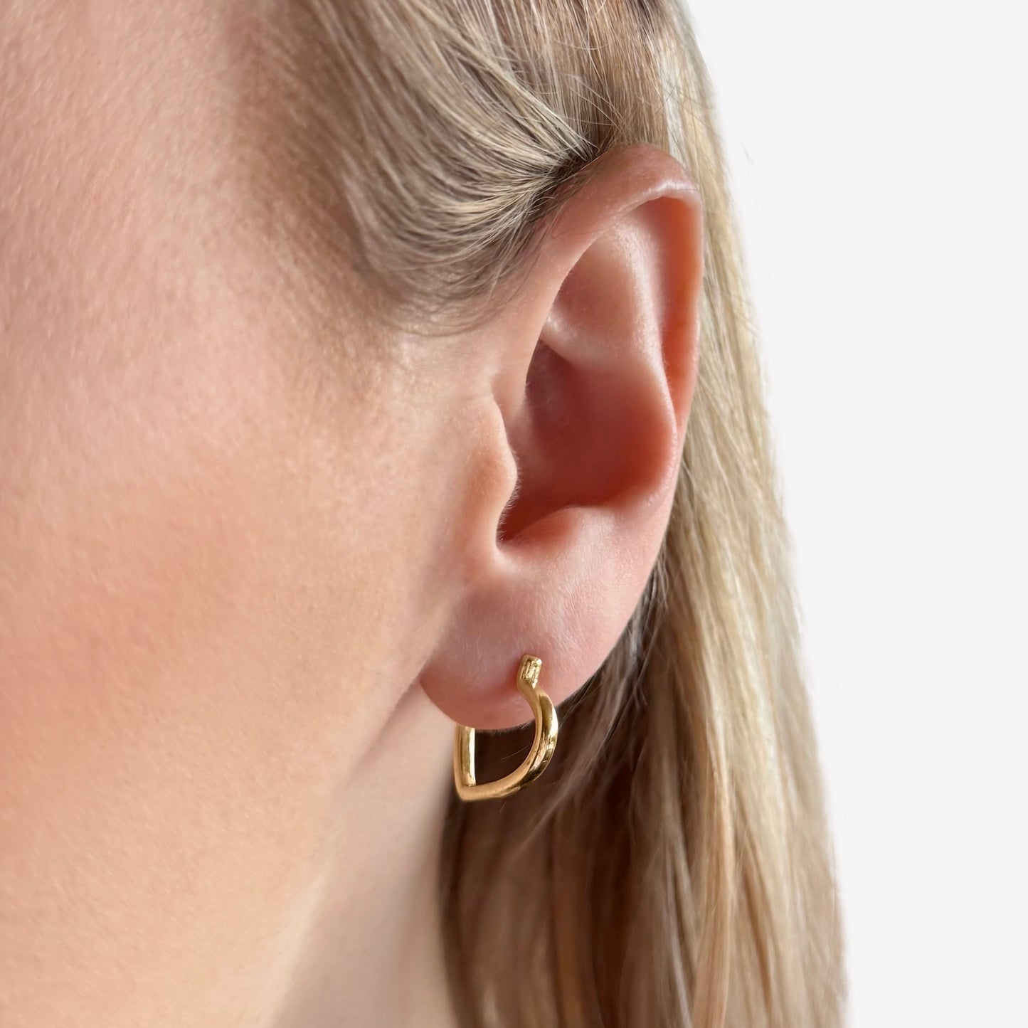 18k Gold-Plated Heart Hoop Earrings