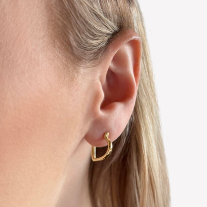 18k Gold-Plated Heart Hoop Earrings