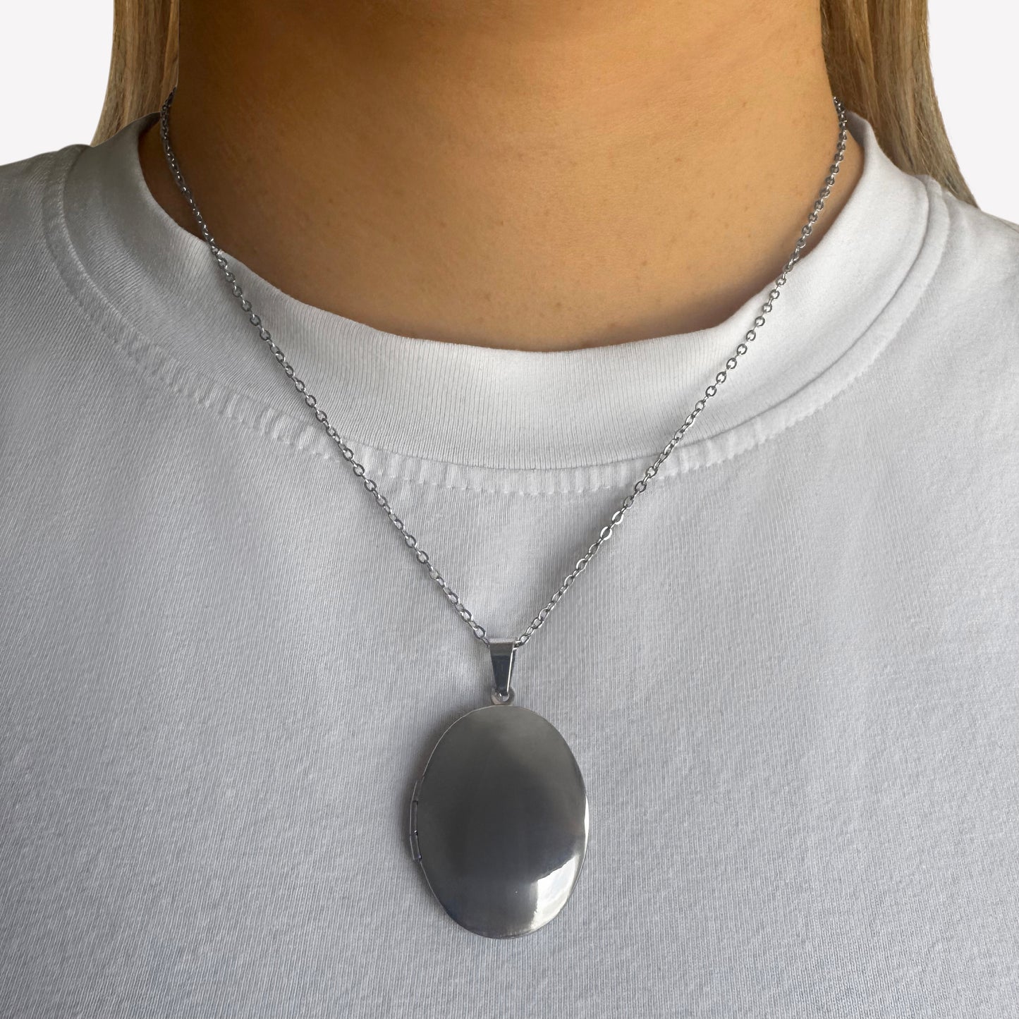 Stainless Steel Oval Locket on 17 Inch chain