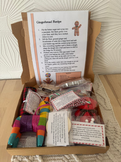 Elf on the Shelf Props Box – 12 or 24 Days Elf Kit with Notes & Activities | Stress-Free Elf Ideas | Family Christmas Advent Fun